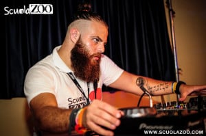 Sandro Bani - DJ - ScuolaZoo - Ancona - Maggio 2014